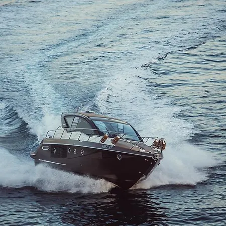Πλωτό κατάλυμα Boat Brown Sugar Σπλιτ