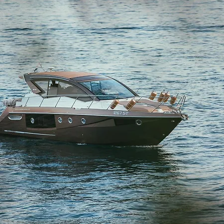 Boat Brown Sugar Botel